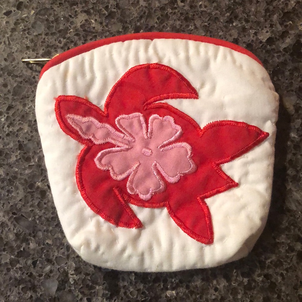 Small turtle zip pouch